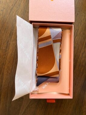 NWT Lost Pattern “Modular” Silk Skinny Scarf in Pink and Orange